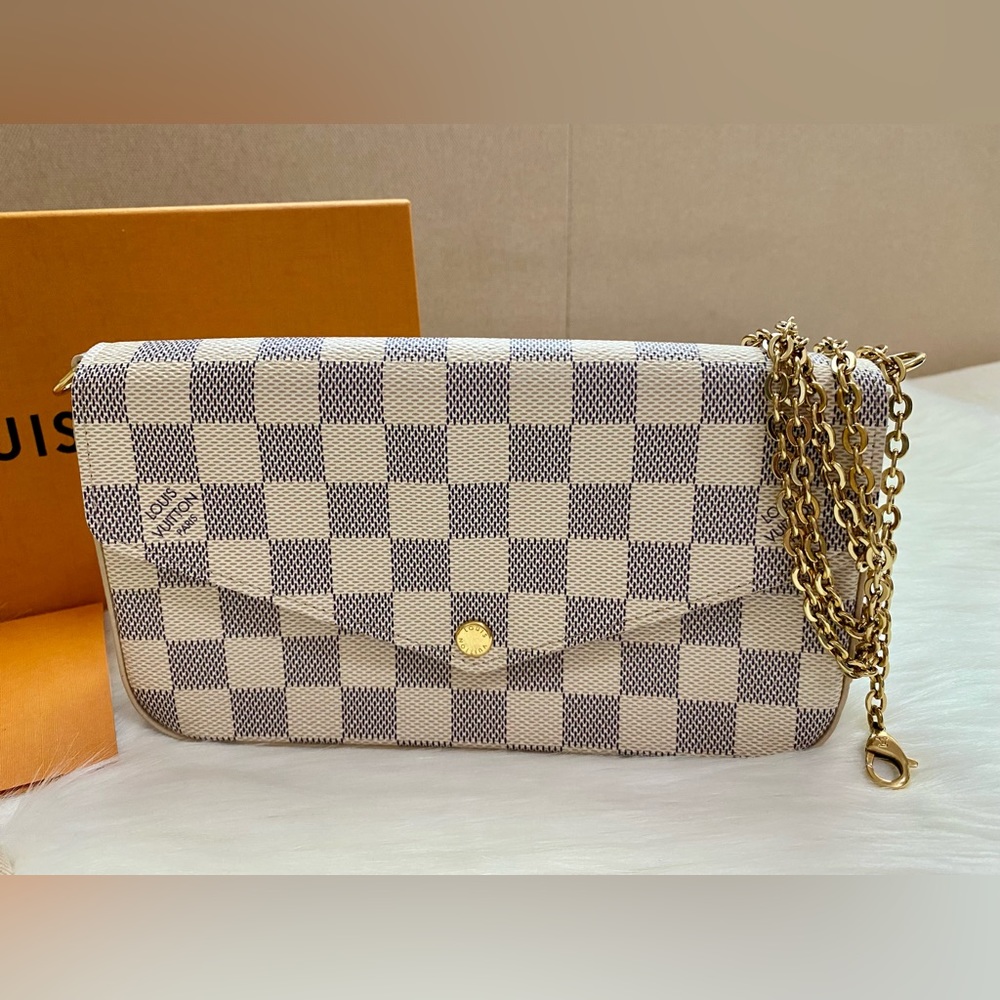 Louis Vuitton Felicie Pochette Damier Azure Canvas Pink Interior